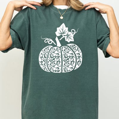 Folk Art Pumpkin Autumnal Festival Thanksgiving Halloween Seasonal Decor Print Comfort Colors Tee