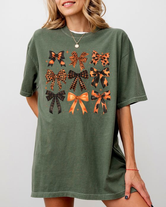 Halloween Bows Girly Ribbons Coquette Spooky Autumn Fall Thanksgiving Comfort Colors Tee