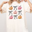 Medium Ivory Cream Halloween Cute Pumpkins Bows Jack-O-Lantern Girly Ribbons Coquette Spooky Autumn Fall Thanksgiving Comfort Colors Tee