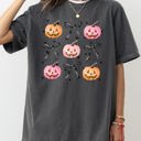 Large Pepper Dark Gray Halloween Cute Pumpkins Bows Jack-O-Lantern Girly Ribbons Coquette Spooky Autumn Fall Thanksgiving Comfort Colors Tee