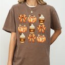  Pumpkin Spice Latte Ribbons Fall Coffee Pumpkins Autumn Thanksgiving Halloween Bows Comfort Colors Tee