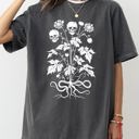 Small Pepper Dark Gray Skull Flower Botanical Halloween Skeleton Spooky Snakes Art Collection Comfort Colors Tee