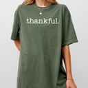  Thankful Minimal Simplicity Autumn Fall Halloween Thanksgiving Comfort Colors Tee