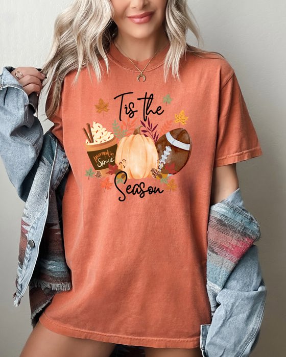 Tis The Season Football Pumpkin Leaves Autumn Halloween Cozy Vintage Fall Vibes Comfort Colors Tee