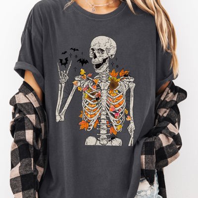 Autumn Skeleton Funny Bats Halloween Fall Night Sky Spooky Vintage Aesthetic Comfort Colors Tee