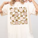XXL Ivory Cream Checkered Pumpkins Daisies Flowers Retro Hippie Halloween Autumn Positivity Comfort Colors Tee