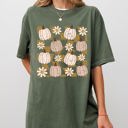 Small Moss Dark Green Checkered Pumpkins Daisies Flowers Retro Hippie Halloween Autumn Positivity Comfort Colors Tee