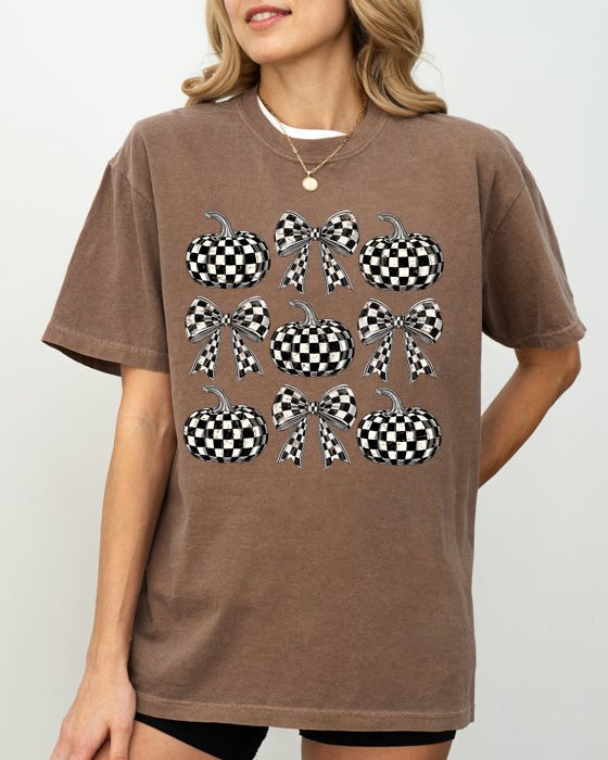 Checkered Retro Pumpkins Coquette Ribbons Bows Halloween Autumn Fall Comfort Colors Tee