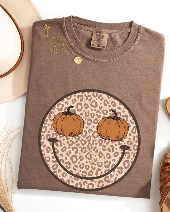 Leopard Print Smiley Halloween Pumpkin Retro Fall Autumn Shirt Comfort Colors Tee