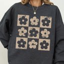 XL Dark Gray Heather Retro Checkered Flowers Minimalist Vintage Print Artwork Cozy Cotton Blend Sweatshirt