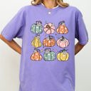 XXL Violet Purple Retro Colorful Floral Pumpkins Halloween Jack-O-Lantern Fall Autumn Comfort Colors Tee