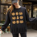 XXXL Black Retro Floral Pumpkins Halloween Jack-O-Lantern Fall Autumn Harvest Festive Sweatshirt
