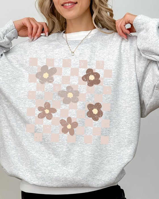 Retro Minimalist Flowers Checkered Vintage Floral Daisies Patterned Print Sweatshirt