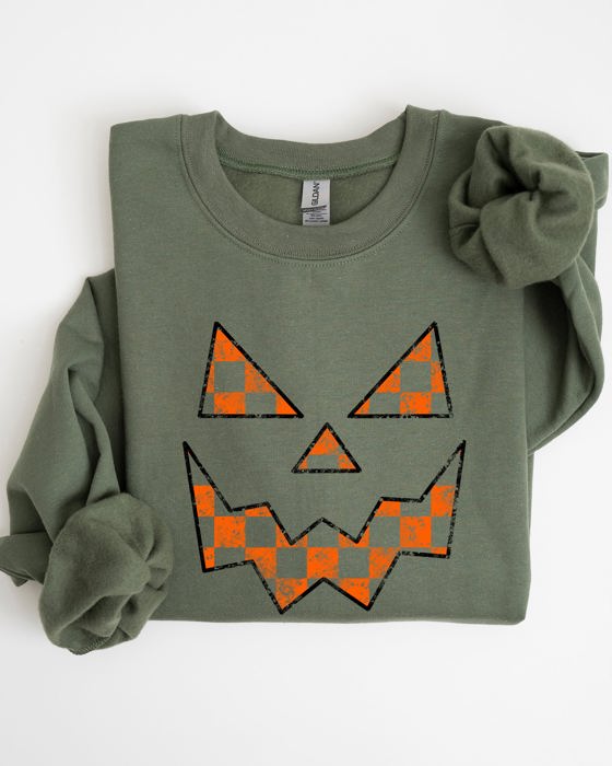 Spooky Jack-O-Lantern Retro Halloween Pumpkin Checkered Graphic Cozy Seasonal Sweatshirt