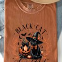 Medium Yam Black Cat Social Club Coquette Halloween Witch Pumpkin Jack-O-Lantern Comfort Colors Tee