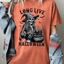 XXL Yam Long Live Halloween Witch Skeleton Bats Spooky Zombie Haunted Night Edition Comfort Colors Tee