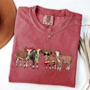 XXL Crimson Red Christmas Calves Cow Lovers Santa Farm Life Winter Snow Xmas Animals Comfort Colors Tee