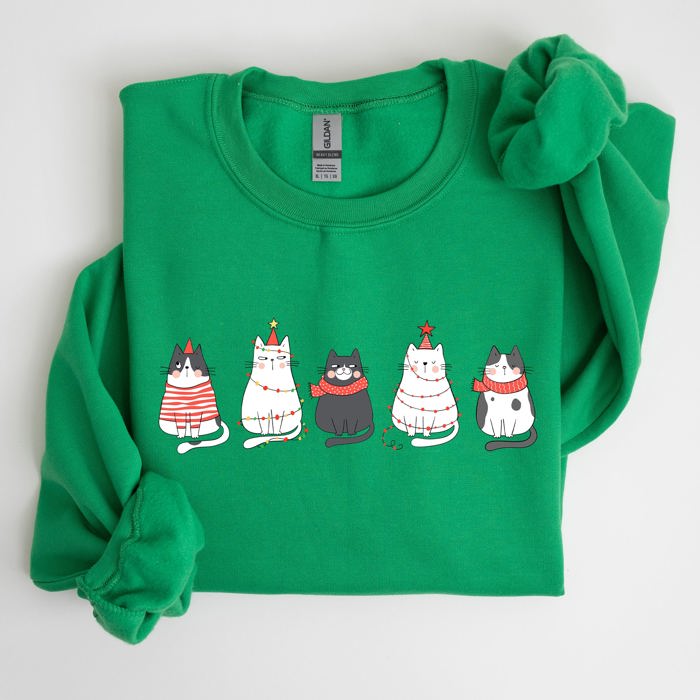 Charming Christmas Cats And Kitties Celebrating With Santa In A Snowy Xmas Scene Sweatshirt