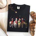 XL Black Christmas Horses Santa Winter Snow Xmas Scene For Horse Lovers Vintage Style Comfort Colors Tee