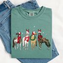 XXL Light Green Christmas Horses Santa Winter Snow Xmas Scene For Horse Lovers Vintage Style Comfort Colors Tee