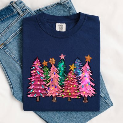 Colorful Christmas Tree Retro Santa Winter Xmas Vintage Ornament Scene Comfort Colors Tee