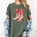 Medium Moss Dark Green Cowgirl Boots Cowboy Bows Mistletoe Christmas Santa Country Western Xmas Comfort Colors Tee