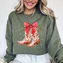 XXL Military Green Cowgirl Boots Cowboy Bows Mistletoe Christmas Santa Country Western Style Sweatshirt