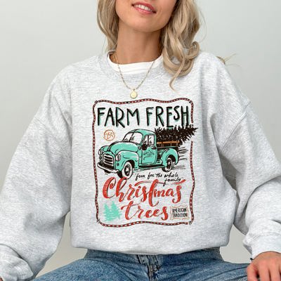 Farm Fresh Christmas Trees Vintage Retro Santa Winter Xmas Festive Holiday Decor Sweatshirt
