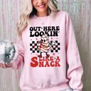 XXL Light Pink Out Here Lookin Like A Snack Christmas Cake Snow Xmas Santa Holiday Vibes Season Joy Sweatshirt