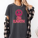 Small Pepper Dark Gray Peace On Earth Christmas Positivity Snow Santa Xmas Seasonal Joy Comfort Colors Tee