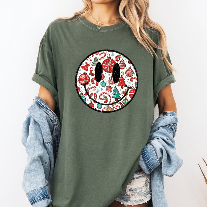 Retro Christmas Smiley Santa Claus Snowy Night Vintage Winter Holiday Party Cheer Comfort Colors Tee