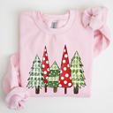XXXL Light Pink Retro Christmas Trees Winter Snow Santa Vintage Holiday Scenic Print Cozy Sweatshirt
