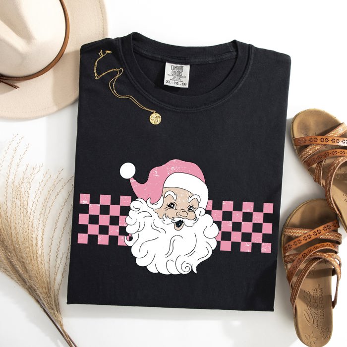 Retro Santa Checkered Christmas Winter Snow Xmas Vintage Holiday Scene Print Comfort Colors Tee