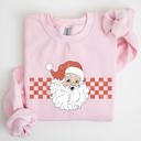 Medium Light Pink Retro Santa Checkered Christmas Pattern Vintage Santa Claus Artwork For Winter Cozy Sweatshirt