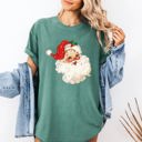 Small Light Green Retro Santa Christmas Sparkles Vintage Winter Snow Xmas Festive Premium Graphic Tee