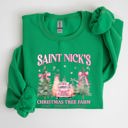 XXXL Irish Bright Green Saint Nick's Christmas Tree Farm Retro Winter Santa Snow Xmas Seasonal Sweatshirt