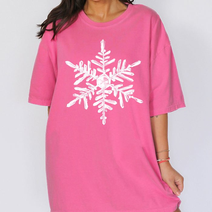 Snowflake Beautiful Winter Christmas Snow Xmas Edition Vintage Holiday Design Comfort Colors Tee