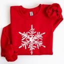 Medium Red Snowflake Beautiful Winter Christmas Snow Xmas Cozy Holiday Pattern Graphic Sweatshirt