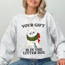 XXL Ash Light Gray Your Gift Is In The Litter Box Cat Christmas Naughty Funny Snow Santa Xmas Sweatshirt