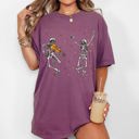  Dancing Skeletons Stars Vintage Western Witch Aesthetic Meme Halloween Costume Comfort Colors Tee