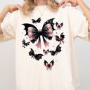 XXL Ivory Cream Flying Bats Bow Ribbon Ghost Vintage Western Witch Aesthetic Meme Halloween Costume Comfort Colors Tee