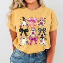  Coquette Bow Cowboy Ghost Vintage Western Witch Aesthetic Meme Halloween Costume Comfort Colors Tee