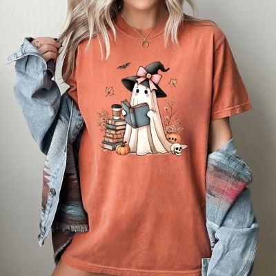 Book Lover Ghost Skeleton Vintage Western Witch Aesthetic Meme Halloween Costume Comfort Colors Tee