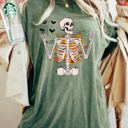  Funny Skeleton Flowers Rock Western Witch Halloween Meme Graphic Comfort Colors Tee