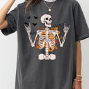 XXL Pepper Dark Gray Funny Skeleton Flowers Rock Western Witch Halloween Meme Graphic Comfort Colors Tee