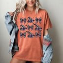 Medium Yam Retro Checkered Bow Coquette Vintage Western Witch Aesthetic Meme Halloween Costume Comfort Colors Tee