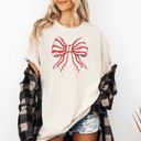 Small Ivory Cream Christmas Cake Bow Ribbon Coquette Winter Santa Snow Holiday Edition Comfort Colors Tee