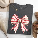 XXXL Pepper Dark Gray Christmas Cake Bow Ribbon Coquette Winter Santa Snow Holiday Edition Comfort Colors Tee