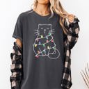 XXL Pepper Dark Gray Christmas Cat Lights Santa Feline Holiday Cheer For Cat Lovers Comfort Colors Tee