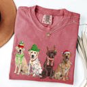 XXXL Crimson Red Christmas Dogs Santa Retriever Labrador Holiday Pups In Santa Hats Comfort Colors Tee